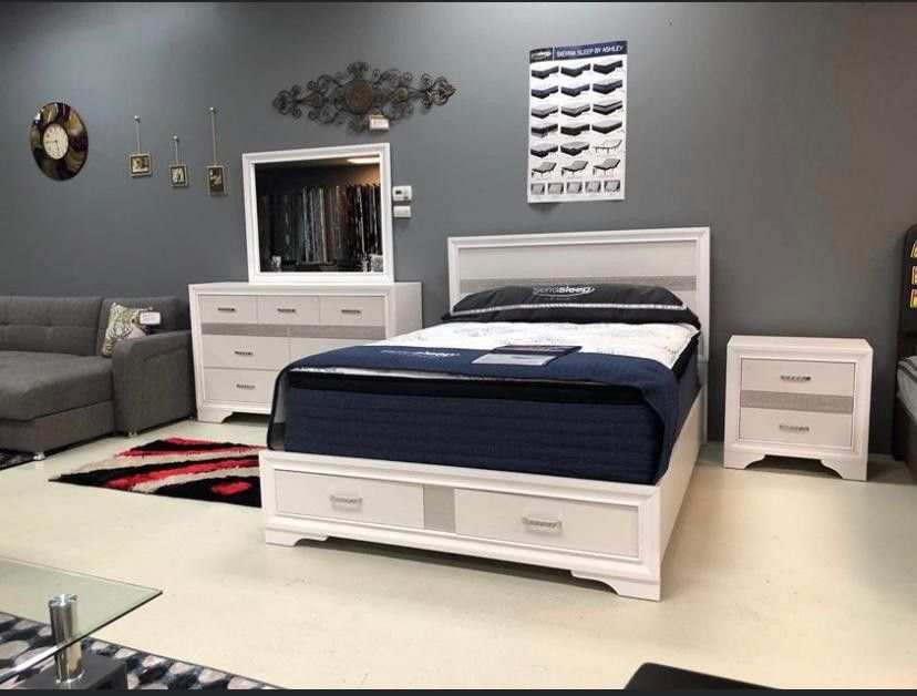 ^Ashley Queen bedroom set 4 piece storage)