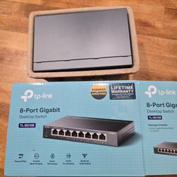 TP L LINK 8 PORT 