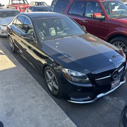 2017 Mercedes Benz ✅
