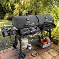 CharGriller 50/50 Gas/Charcoal BBQ 