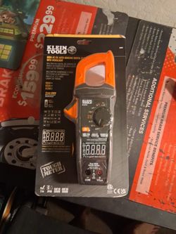 Klein  600A Digital Clamp Meter/Multimeter  AC/DC Auto Ranging NEW IN BOX