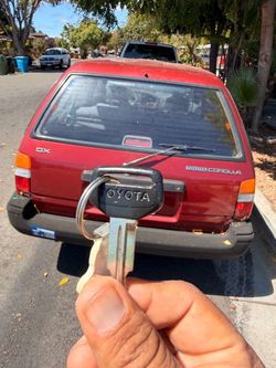 1990 toyota corolla