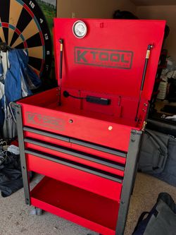 International four drawer toolbox