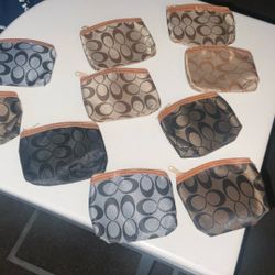 New Coach Pouches With Zipper 