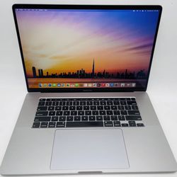 MacBook Pro 15” Touch Loaded 4 Music Recording/Video Editing/Film/Photos/Djn/ Antares,Waves,Logic,Ableton,Final Cut,Fl Studio,Adobe Suite & More!!