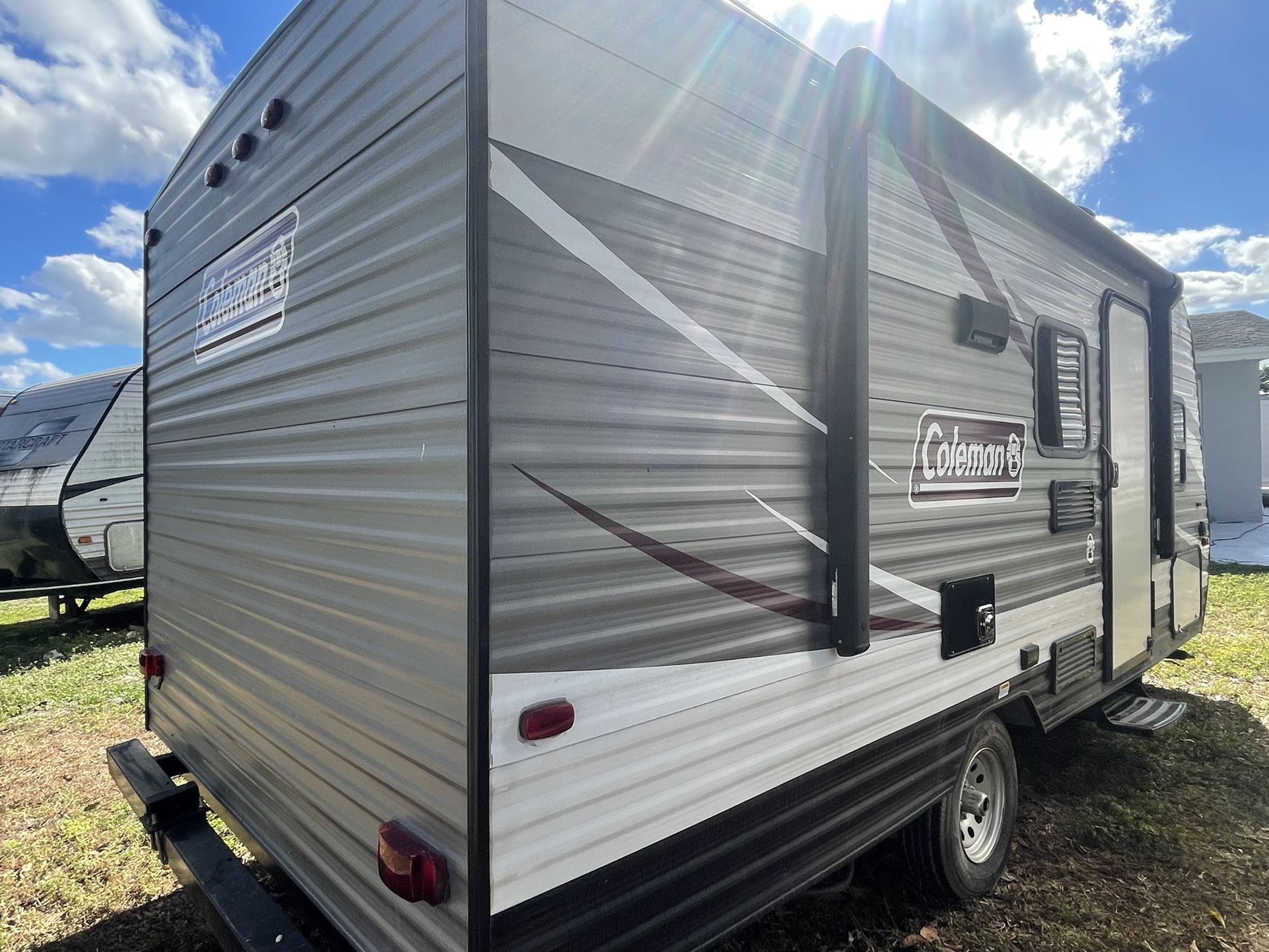 2018 RV Coleman 18 Feet for Sale in Miami Gardens, FL - OfferUp