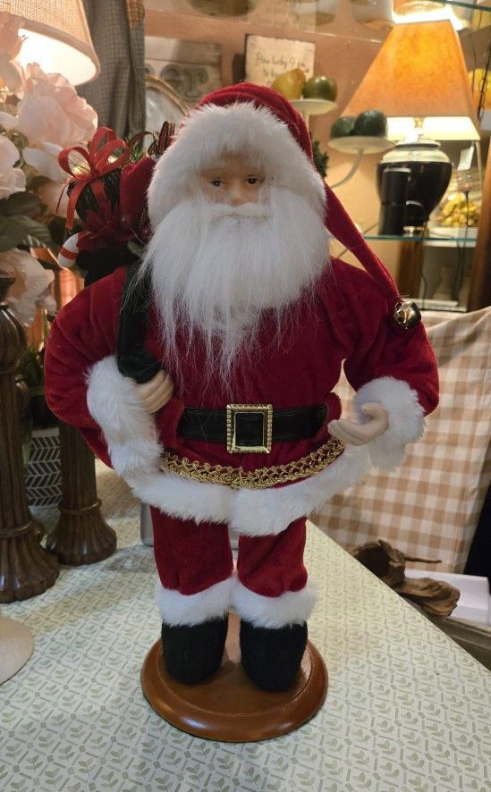 Bed, Bath & Beyond Santa