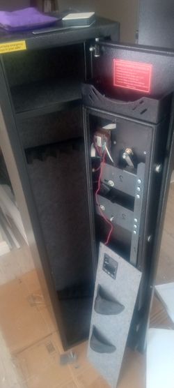 Gun rifle safe