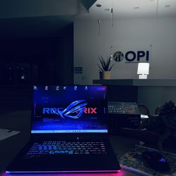 ASUS ROG Strix G16 (2024) Gaming Laptop, 16” 16:10 QHD 240Hz, GeForce RTX 4060 2TB 32GB RAM Core I7 13650HX