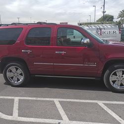 2009 Chevy Tahoe XLT