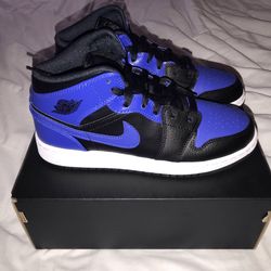 BRAND NEW AIR JORDAN MID 1 ROYAL DEADSTOCK SIZE 8.5