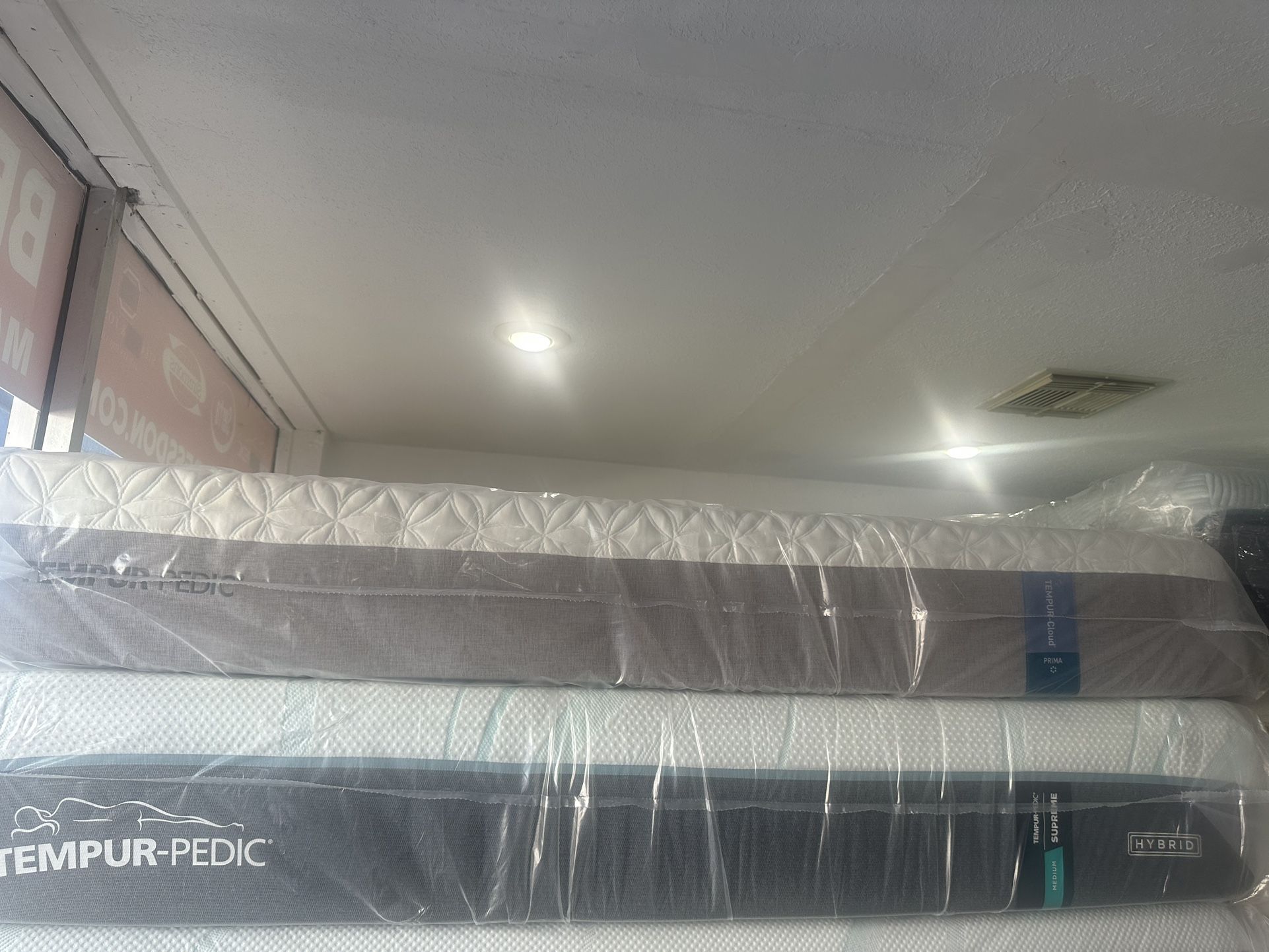 King Queen Size Tempurpedic ProAdapt,  ProBreeze,  LuxeBreeze Mattress  Pro Breeze /Luxe Adapt /Pro Adapt /Adapt /cloud /Tempur pedic contour Supreme 