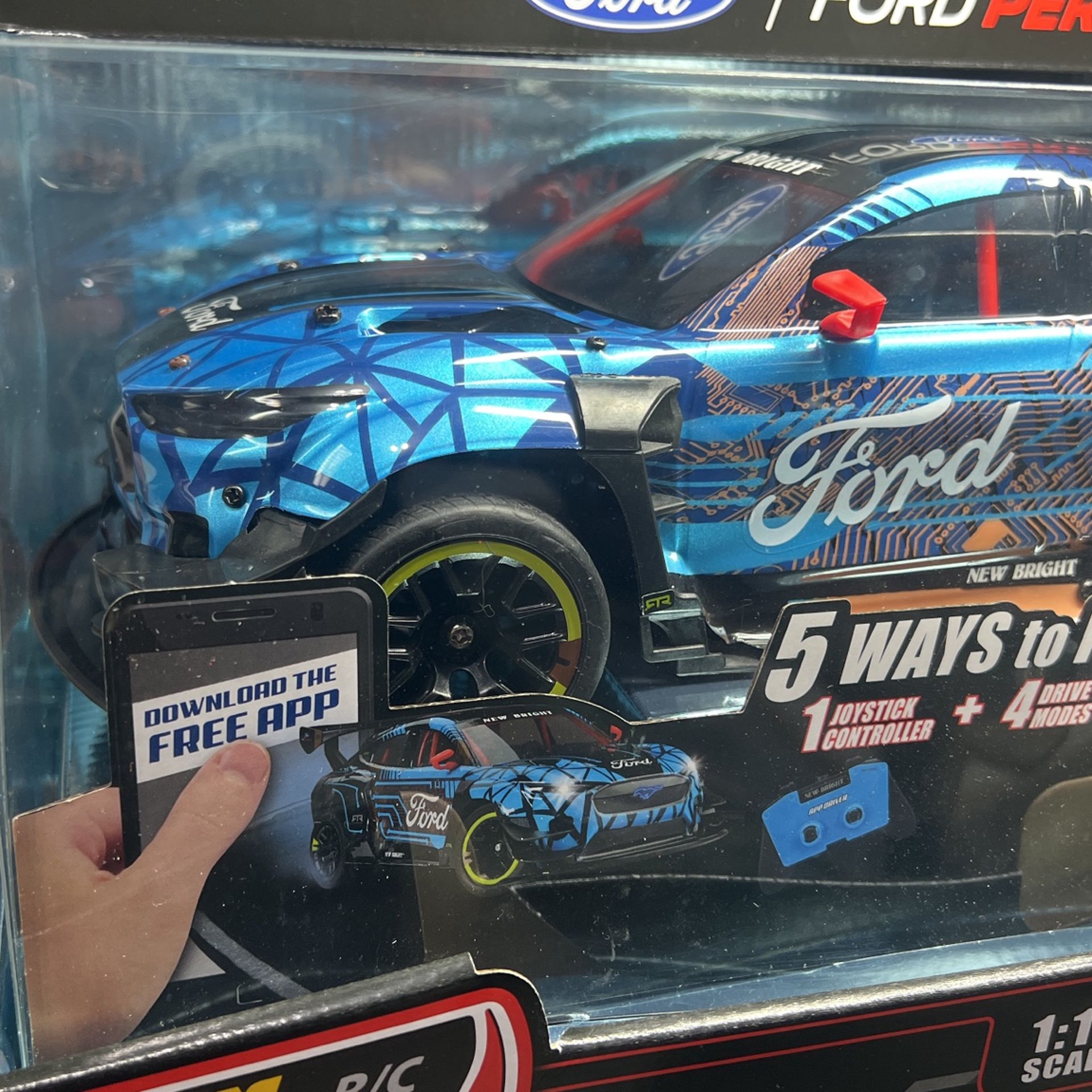 NEW BRIGHT 1:14 FORD MUSTANG MACH E BATTERY RC APP DRIVER SPORTS CAR