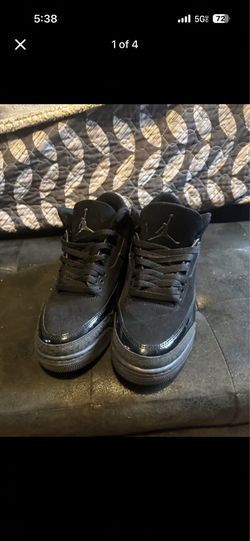 Jordan 3 Black Cat size 9.5