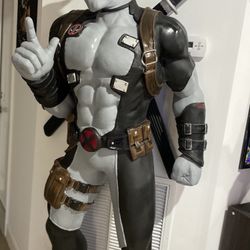 X-Force Dead Pool Life Size Statue