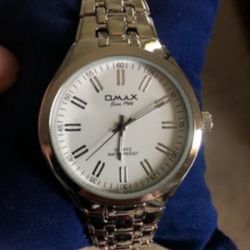 OMAX HBJ867 Designer Waterproof Stainless Steel Rhodium Plated Retro Dress Watch