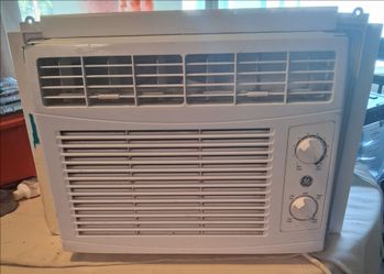 GE WINDOW AC UNIT