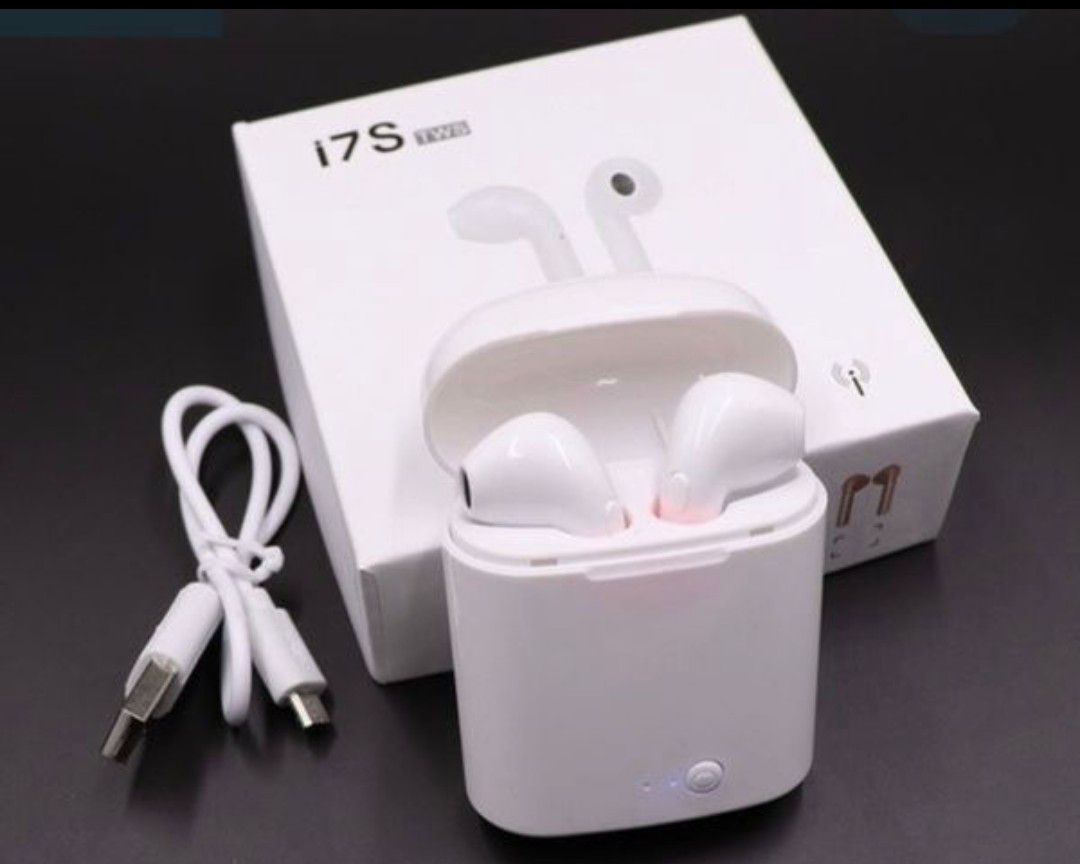 TWS bluetooth earphones earbuds headset works with Android and IOS devices. ( Pick up and delivery available No meetings)