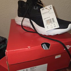 Reebok Women's Energen Lux Women's sz 7  Running Shoes(black)