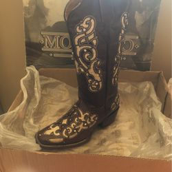 Montero Boots