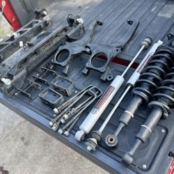 Toyota tundra Lift Kit