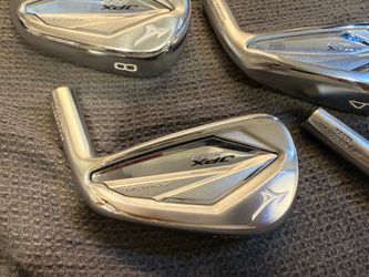 Mizuno JPX 923 Forged Iron Heads  4-PW