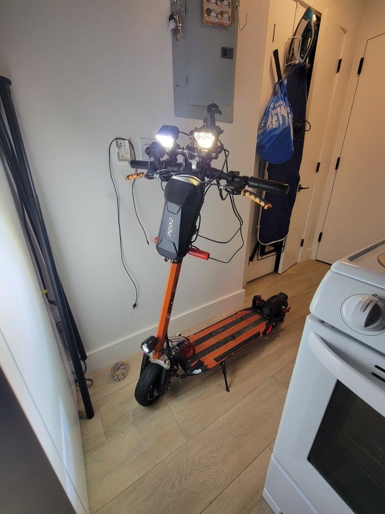 Two Electric Scooters E Move Cruiser