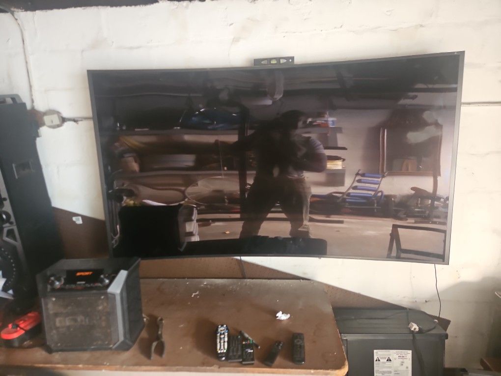 78 Inch Samsung Smart Tv Cost Over $8000