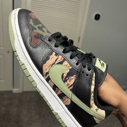 Nike Dunks 