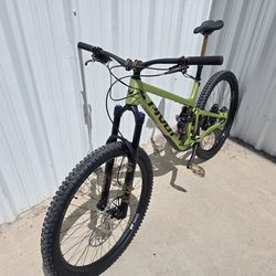 Pivot switchblade V3. XL