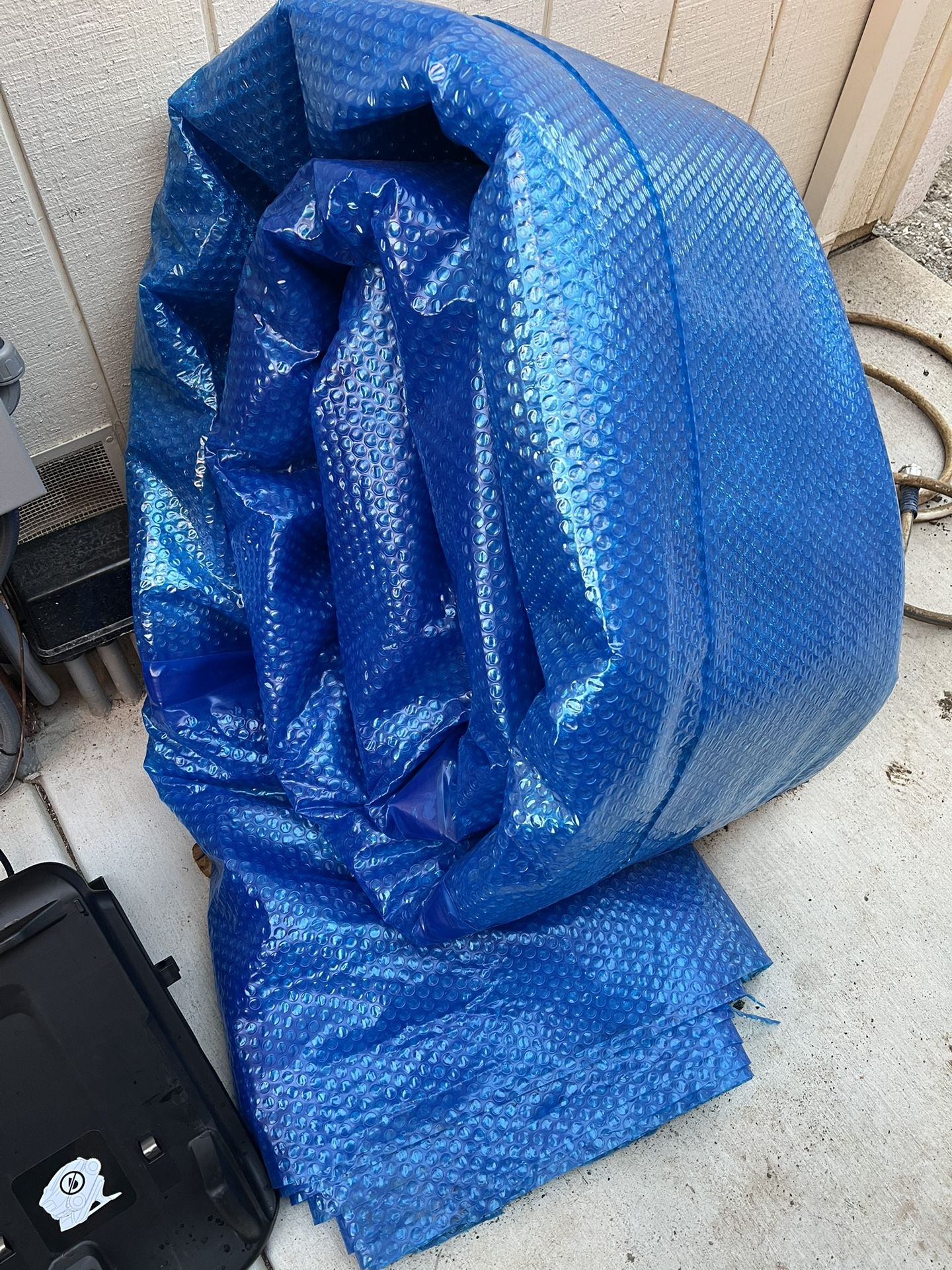 32x16 Pool Bubble Wrap Cover