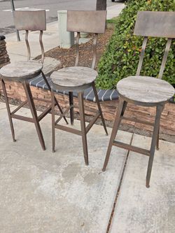 Free bar chairs for outdoors