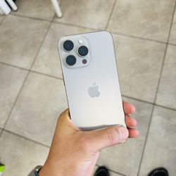 iPhone 15 Pro Max Cricket Or ATT 256GB