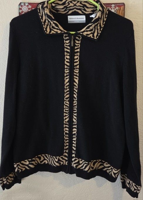 Womens Cardigan Size Petite $20