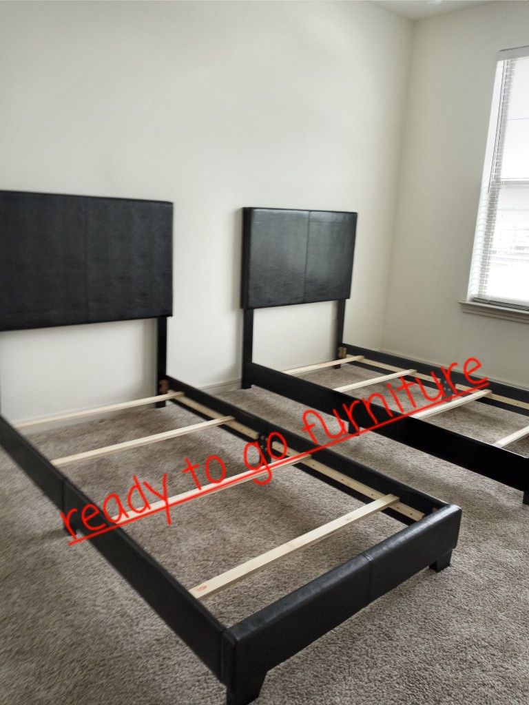 Twin Size Bed 