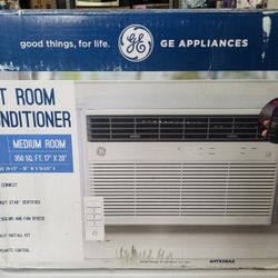 Air Conditioners
GE 8000 BTU Air Conditioner