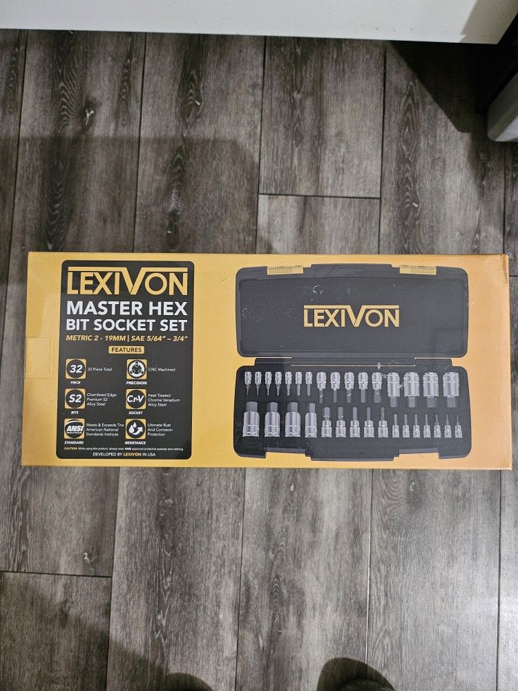 Socket Set