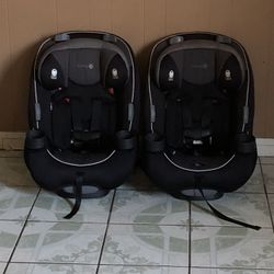 TWO LIKE NEW SAFETY 1ST CONVERTIBLE CAR SEAT!!!!