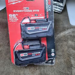 2 Millwaukee Batteries 5.0