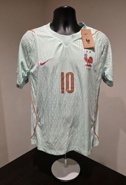Mbappe jersey
