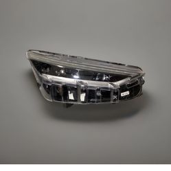 2021 2022 2023 FORD MUSTANG MACH-E REFLECTOR LED RIGHT HEADLIGHT USED OEM SHELL