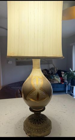 Vintage Hollywood Regency style brass Hand Painted 36in Lamp Gold 1(contact info removed)’s