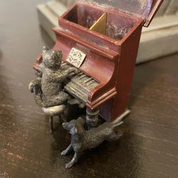 Authentic Austrian Cats figurines 
