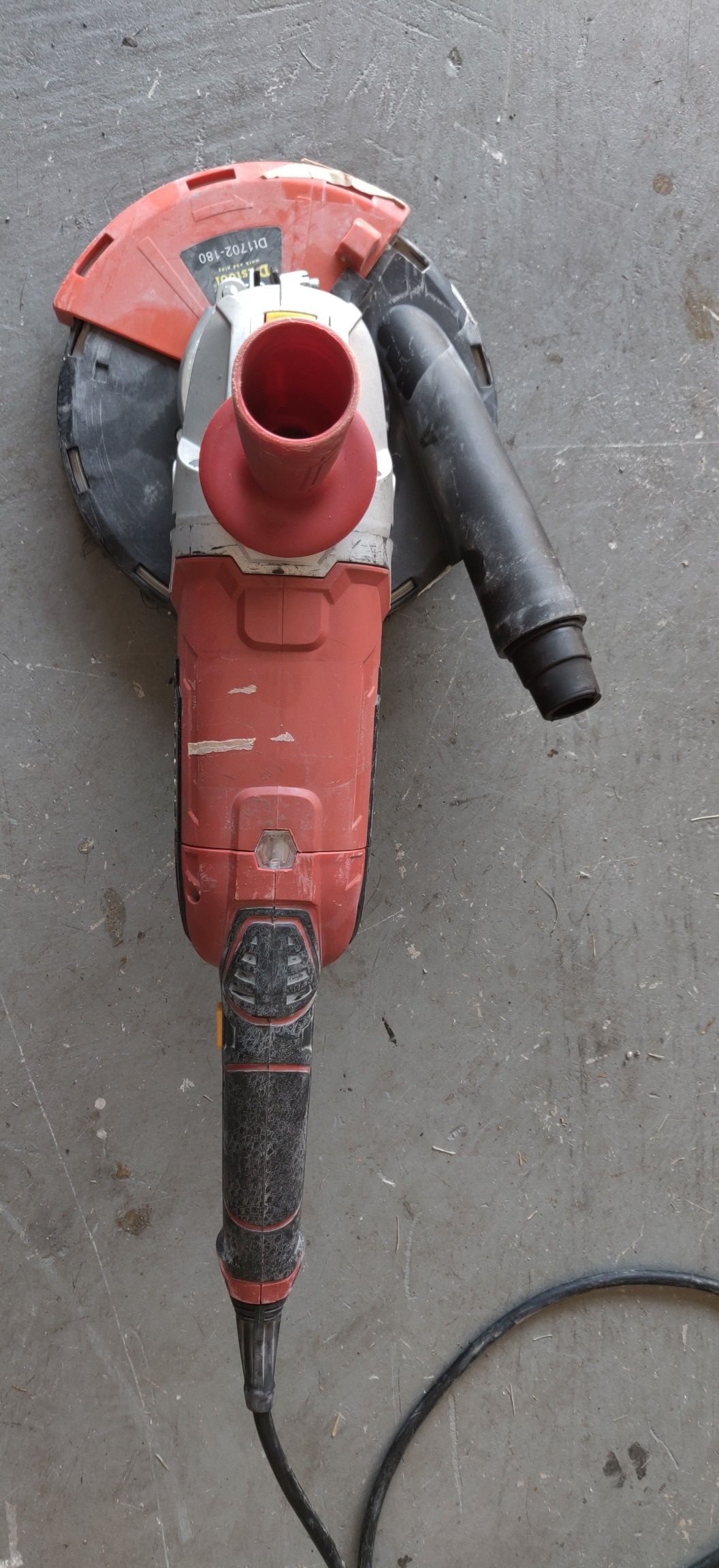 Angle grinder Chicago Electric