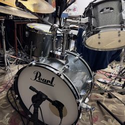 Pearl Roadshow 3 Piece Drums For Sale 