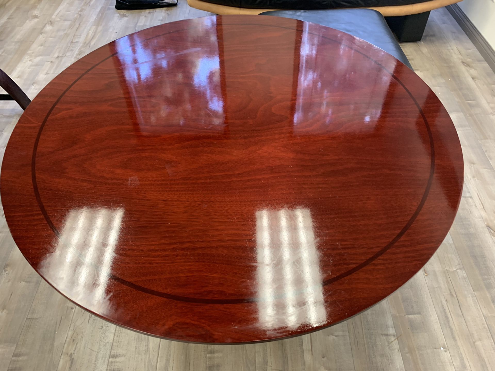 Rounds mahogany conference or kitchen table