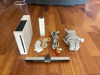 Wii + 500 Games ( Read Description )
