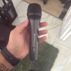 Sennheiser E835 Microphone 