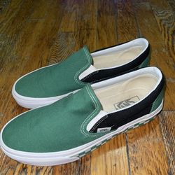 Green Men’s Vans Size 8