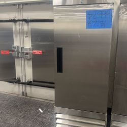 Commercial cooler